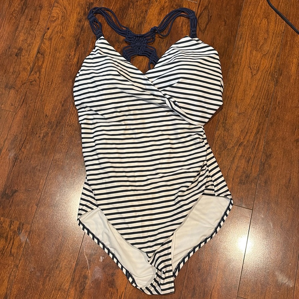 Kona Sol | Women’s Bathing Suit
